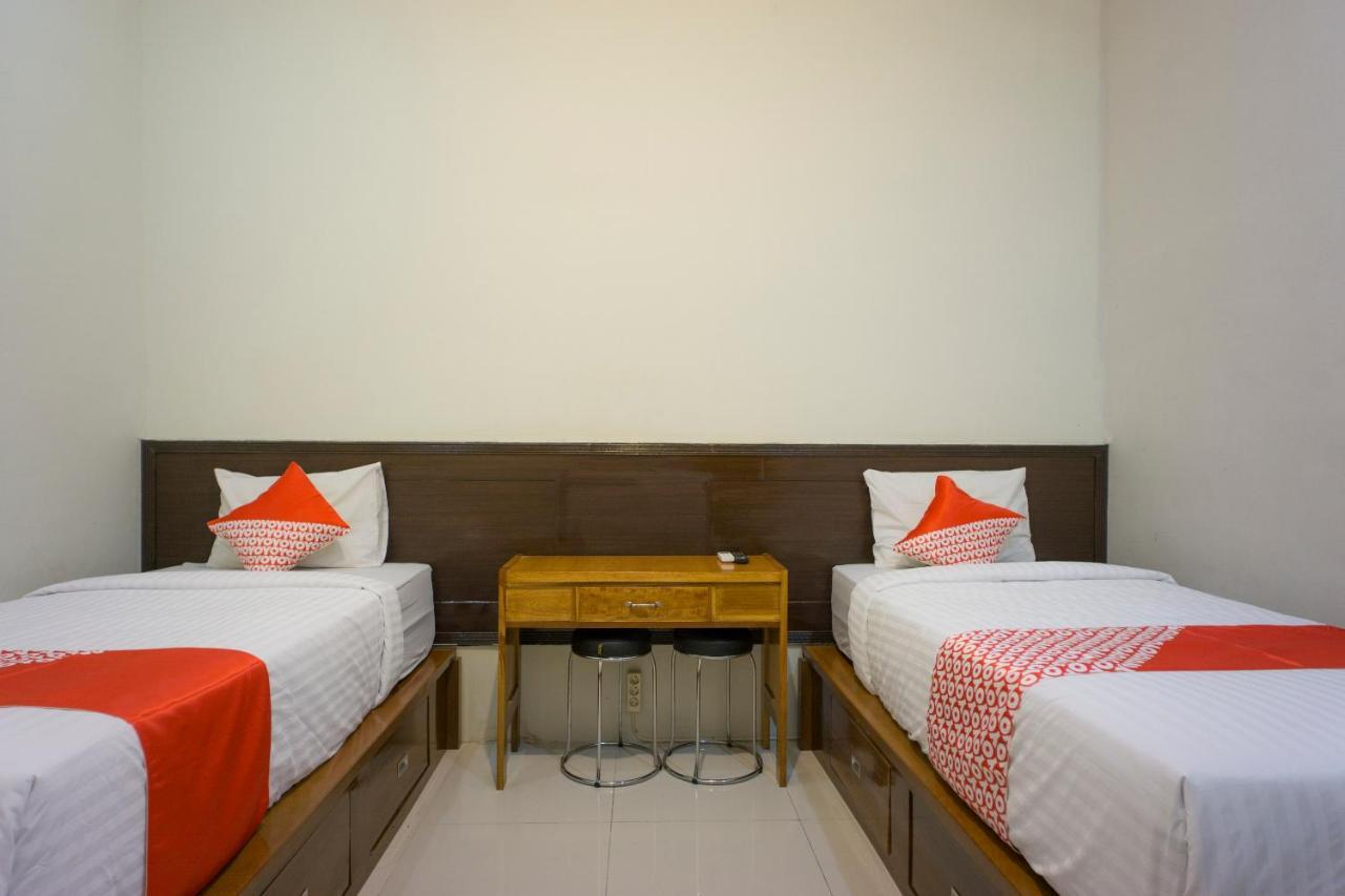 โอโย 2598 โฮเต็ล ช็อคโกแล็ต Hotel Langsa ภายนอก รูปภาพ