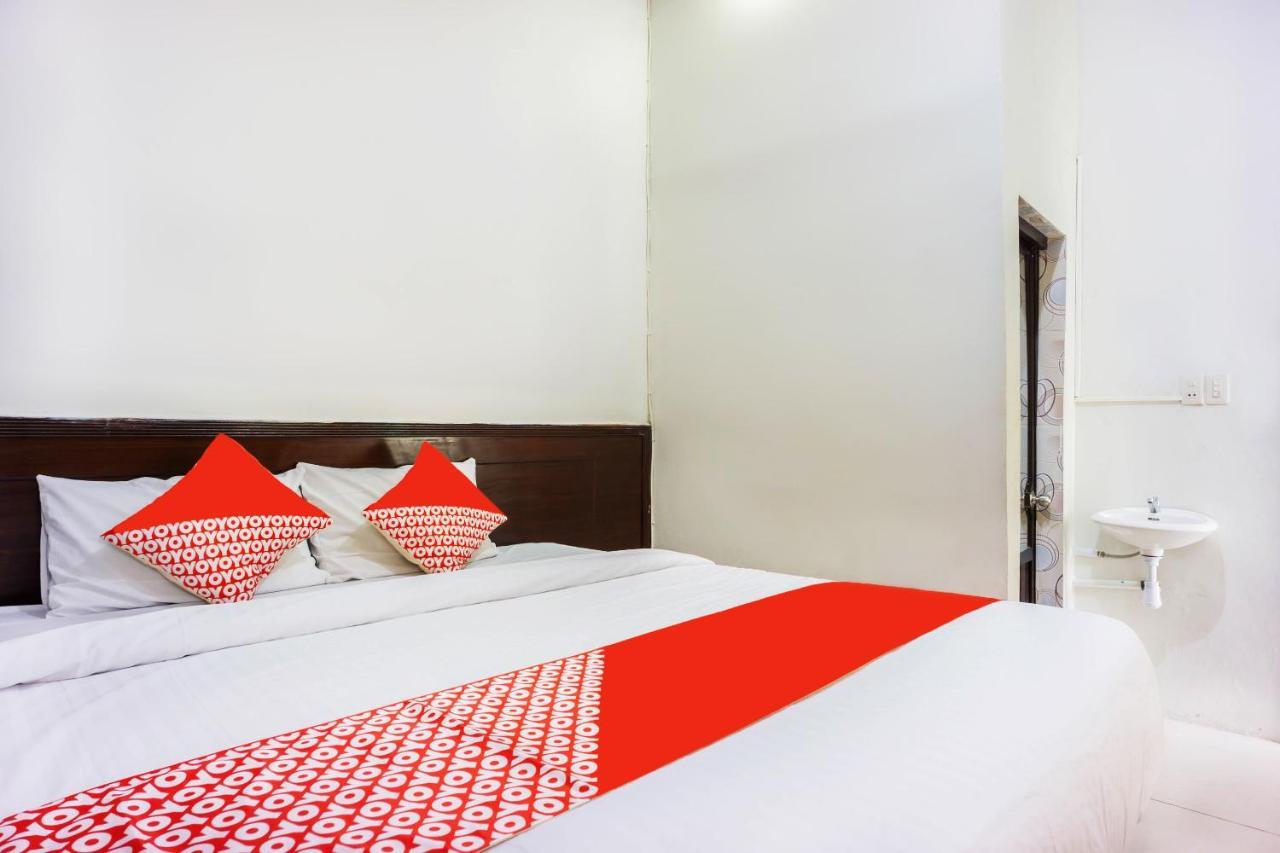 โอโย 2598 โฮเต็ล ช็อคโกแล็ต Hotel Langsa ภายนอก รูปภาพ