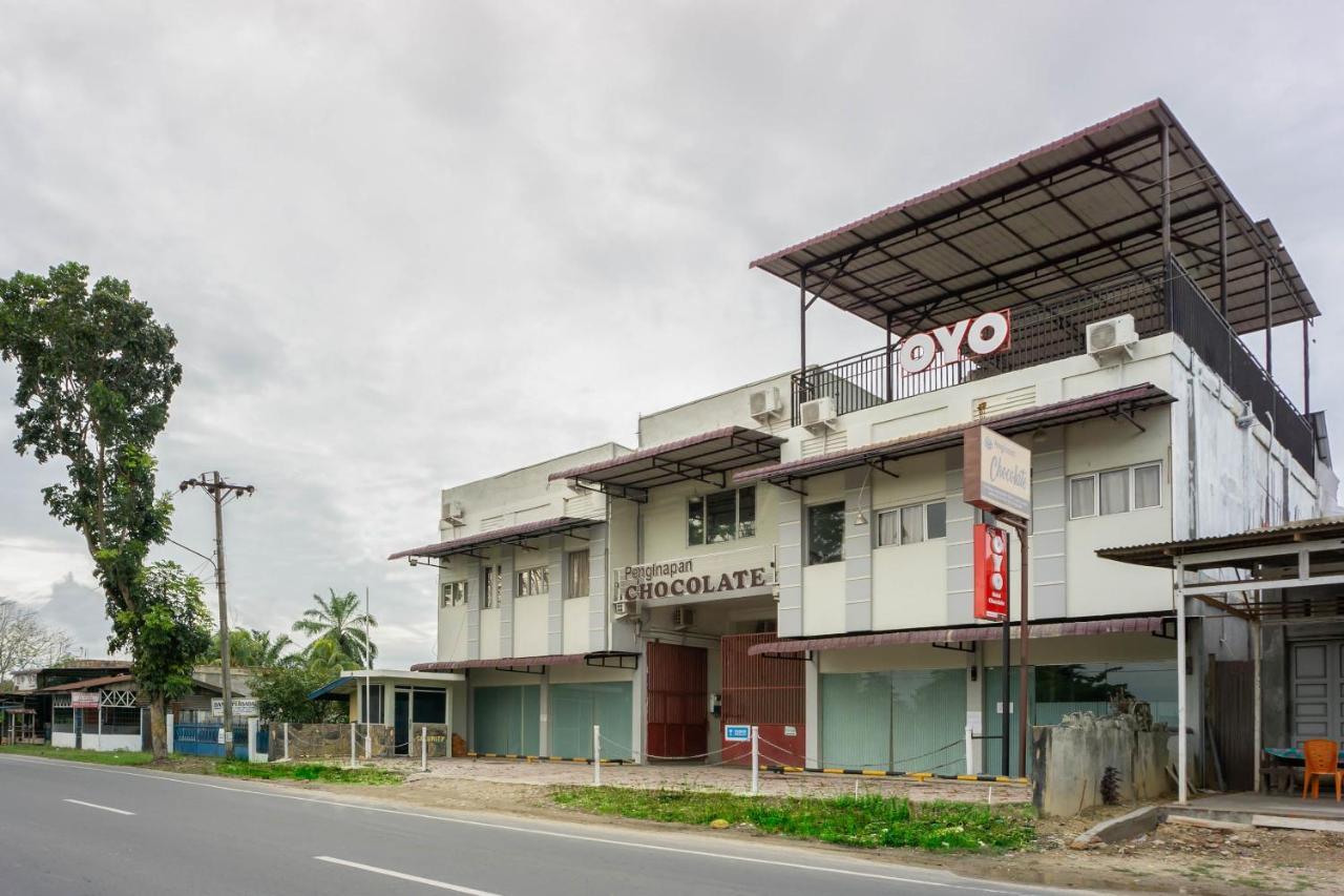 โอโย 2598 โฮเต็ล ช็อคโกแล็ต Hotel Langsa ภายนอก รูปภาพ