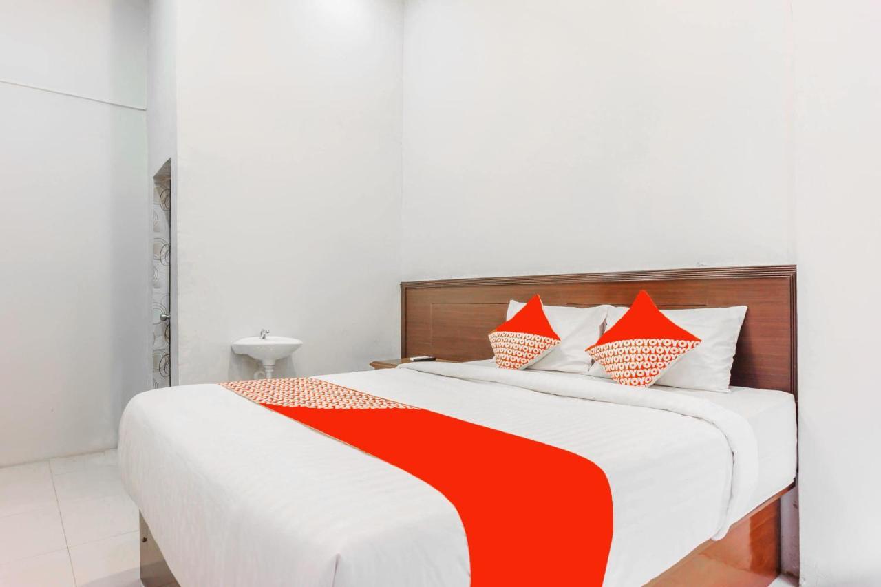 โอโย 2598 โฮเต็ล ช็อคโกแล็ต Hotel Langsa ภายนอก รูปภาพ